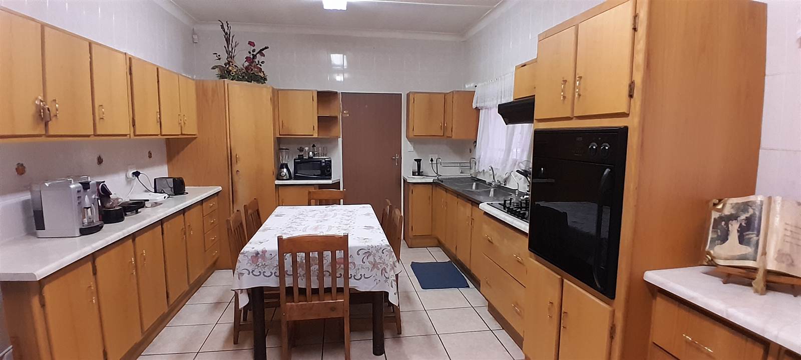 3 Bed House in Rustenburg Central photo number 8