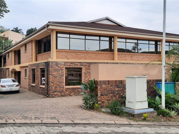 155 m² Office Space 155 m² Office Space