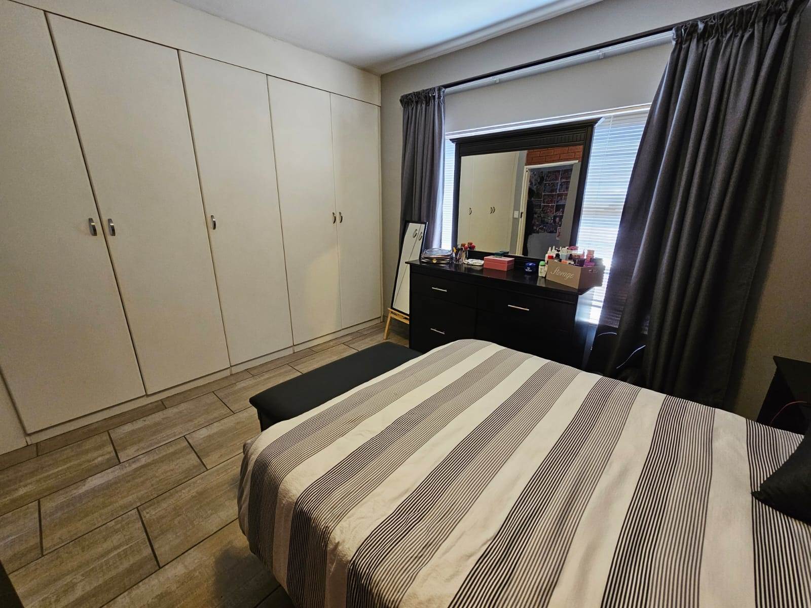 2 Bed Apartment in Florentia photo number 12