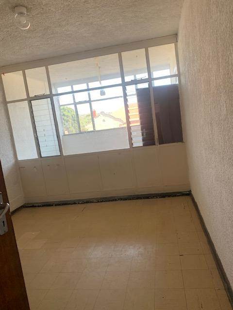 1.5 Bed Flat in Alberton photo number 4