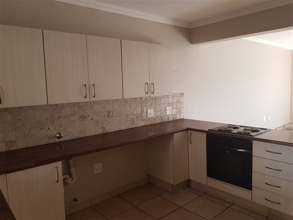 3 Bed Apartment in Moregloed