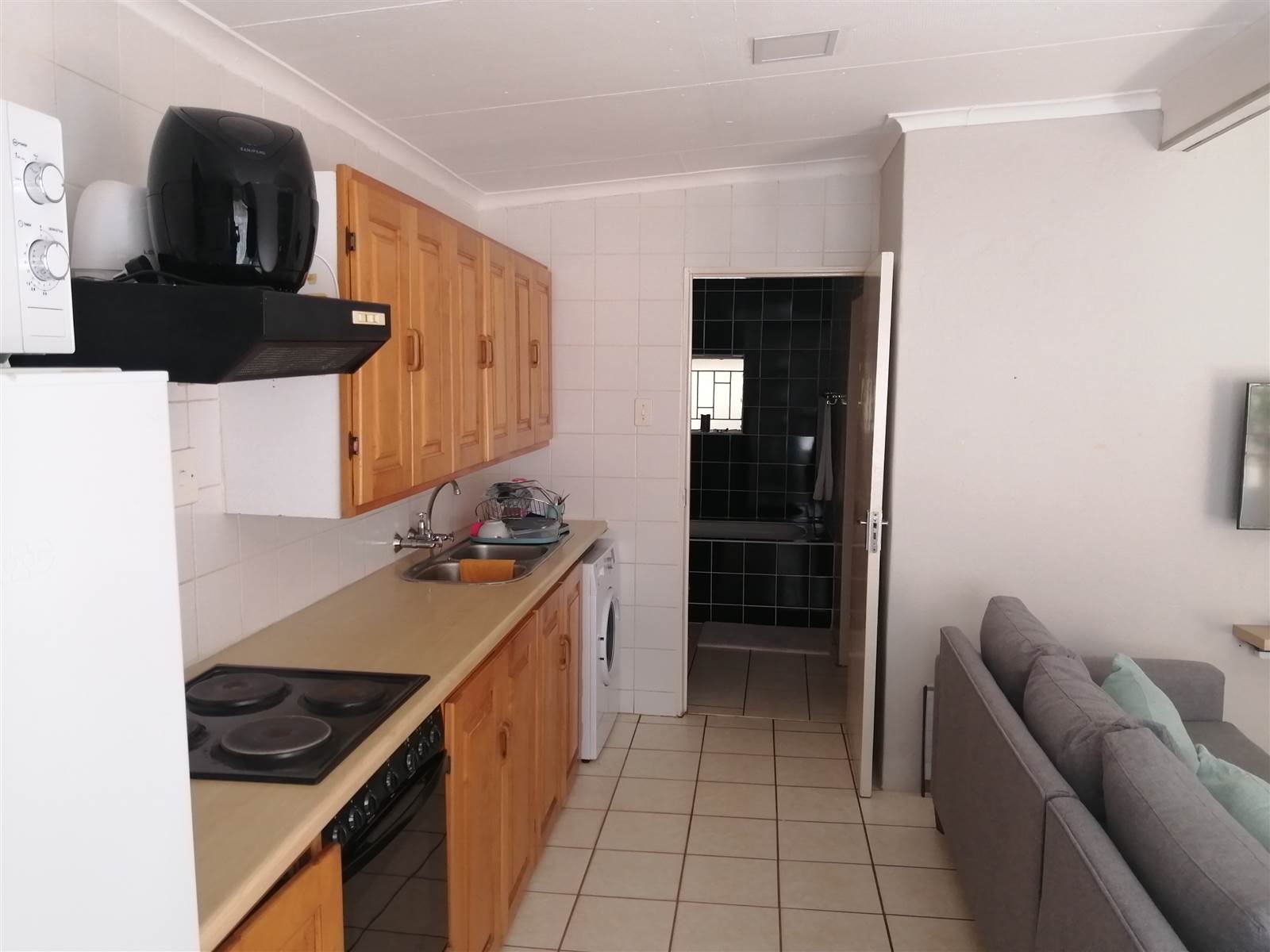 5 Bed Townhouse in Tzaneen photo number 5