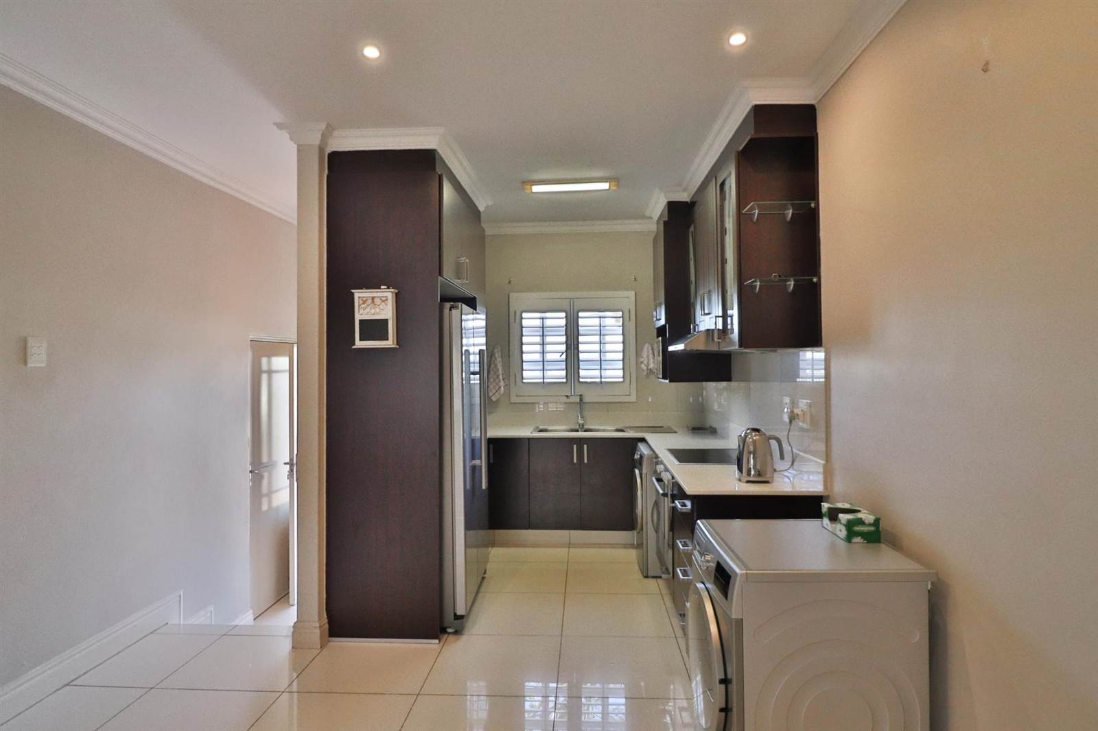 3 Bed Townhouse in Mt Edgecombe photo number 3