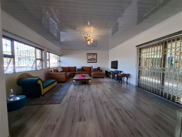 3 Bedroom House 3 Bedroom House