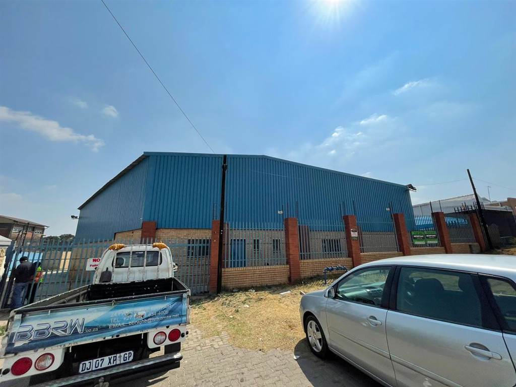 672  m² Industrial space in Crown Mines photo number 26