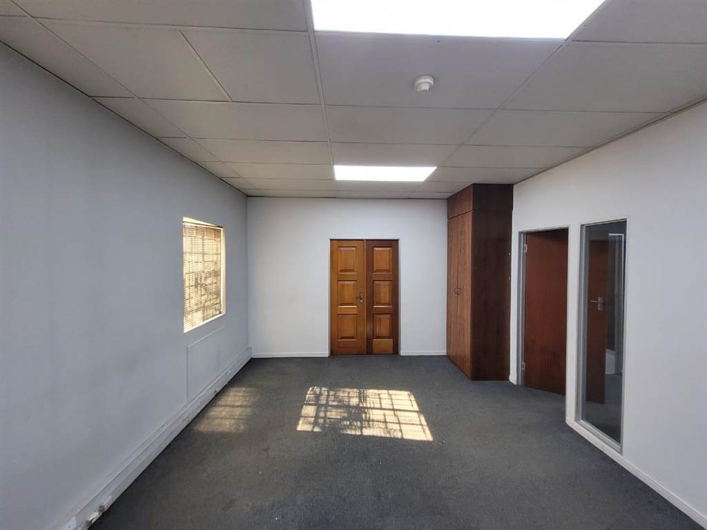 28  m² Commercial space in Kempton Park Central photo number 4