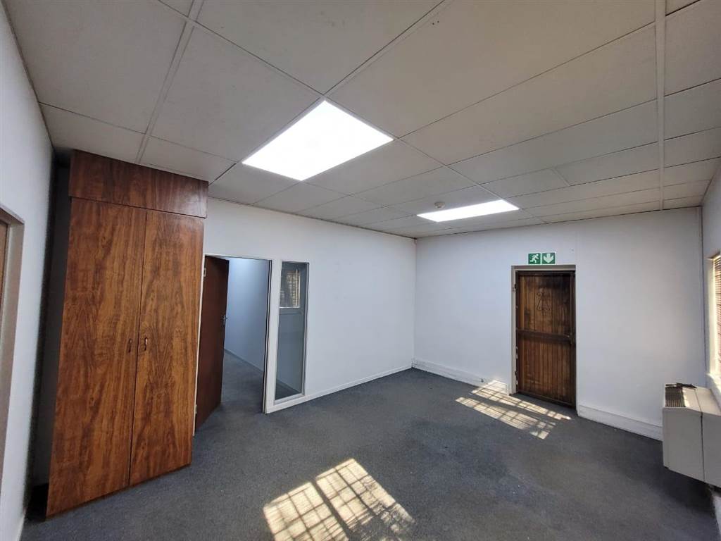 28  m² Commercial space in Kempton Park Central photo number 5