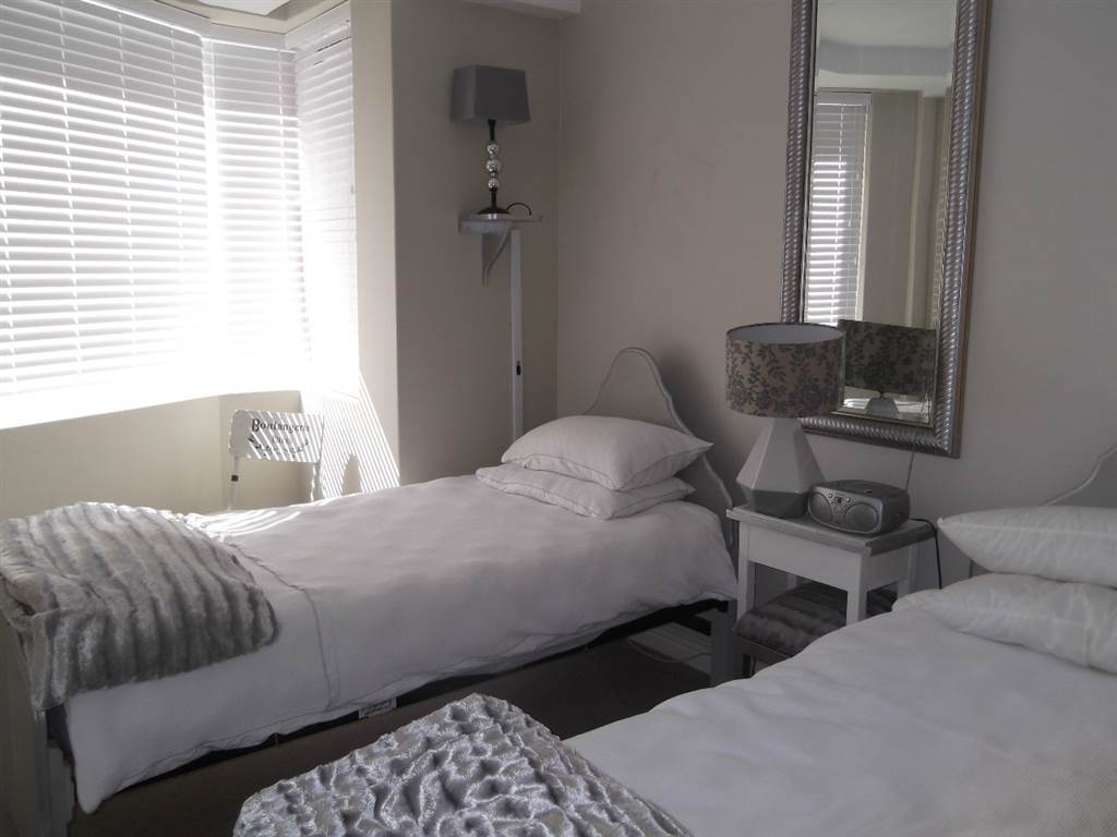2 Bed Apartment in Strand Central photo number 8