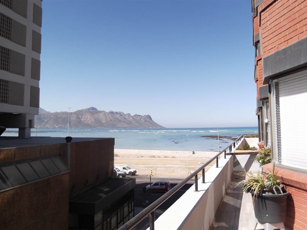 2 Bed Apartment in Strand Central photo number 5