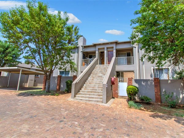 2 Bedroom Townhouse