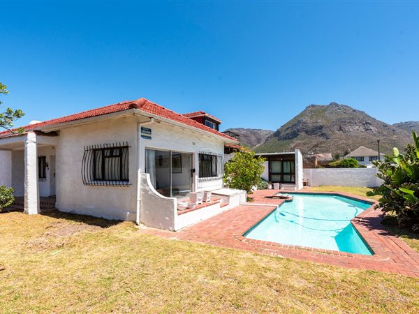 4 Bed House in Muizenberg
