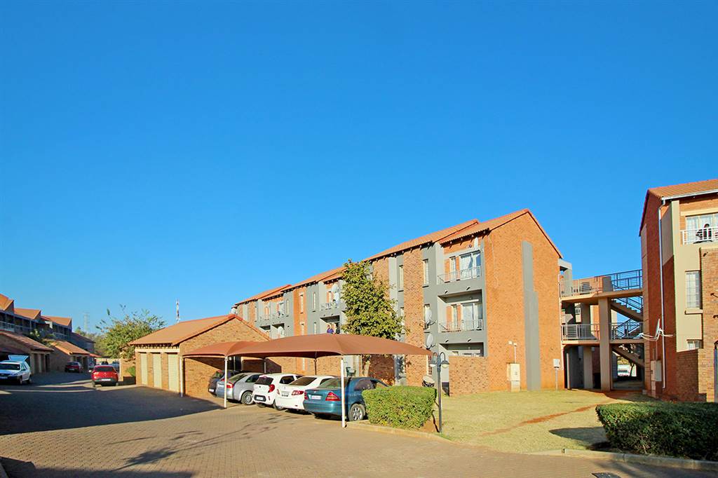 Studio Apartment in Pretoria North photo number 3