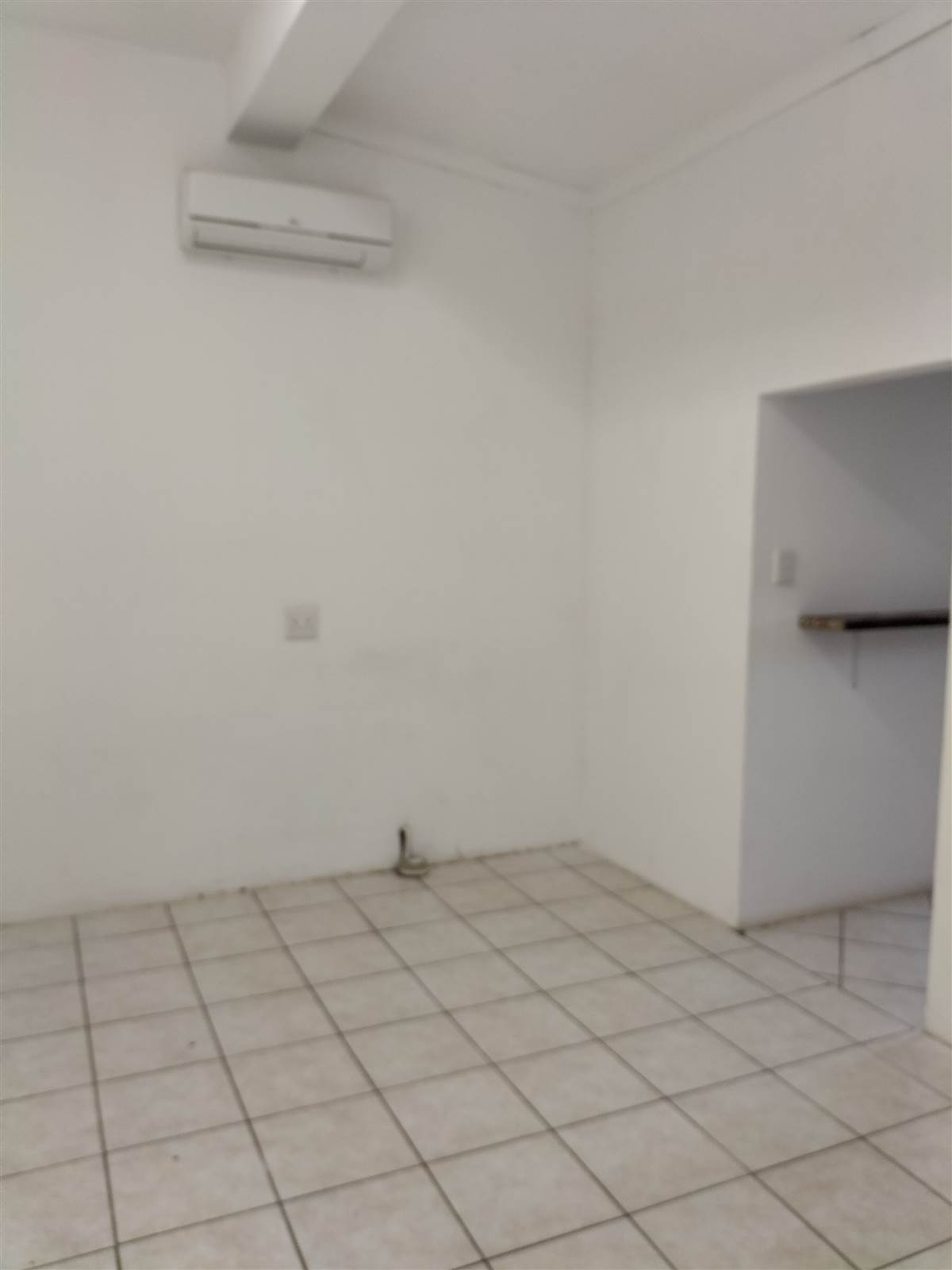 27  m² Commercial space in Mtunzini photo number 4