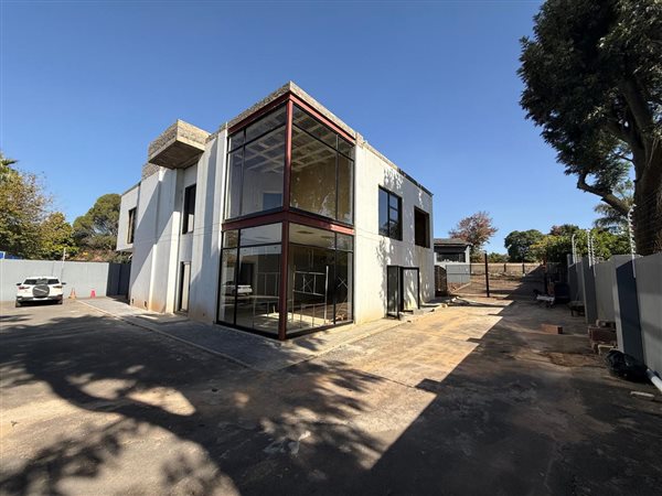 400 m² Commercial space 400 m² Commercial space