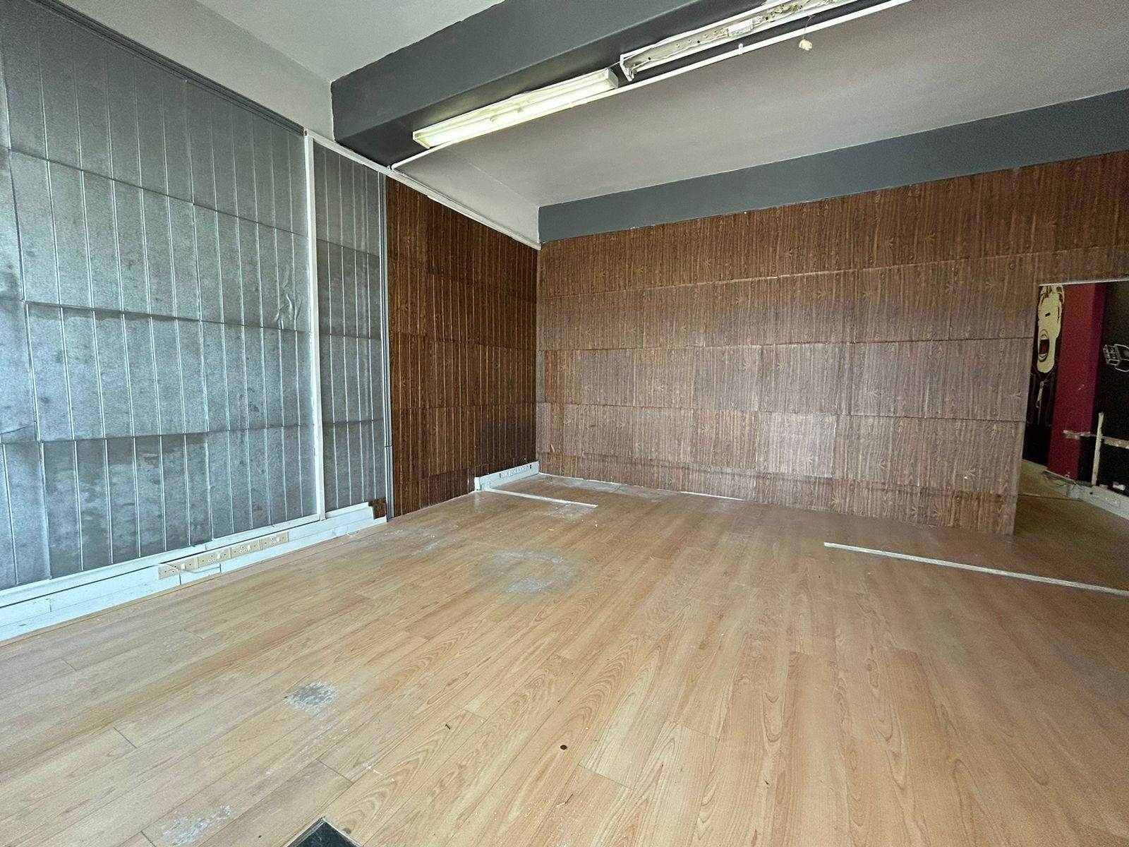 80  m² Commercial space in Northcliff photo number 5