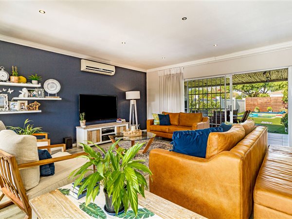 3 Bedroom House 3 Bedroom House