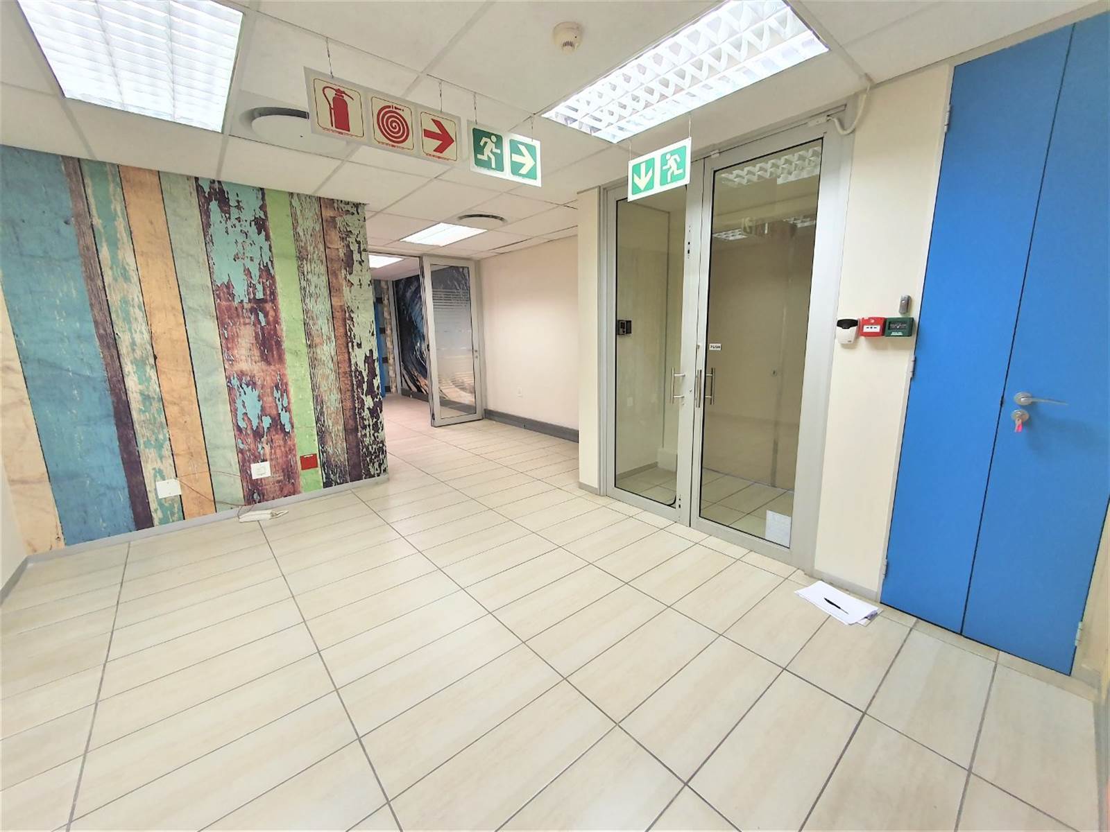 373  m² Office Space in Fourways photo number 4