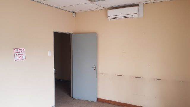 832  m² Commercial space in Bloemfontein photo number 9