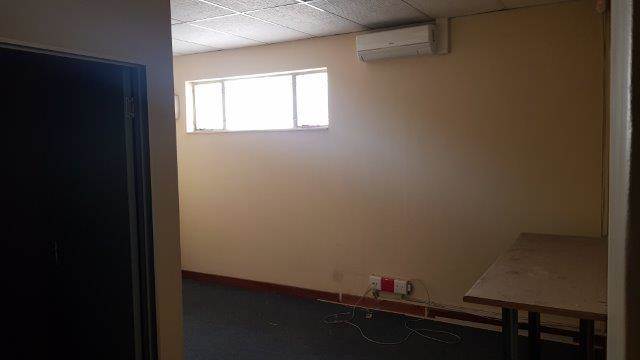 832  m² Commercial space in Bloemfontein photo number 20