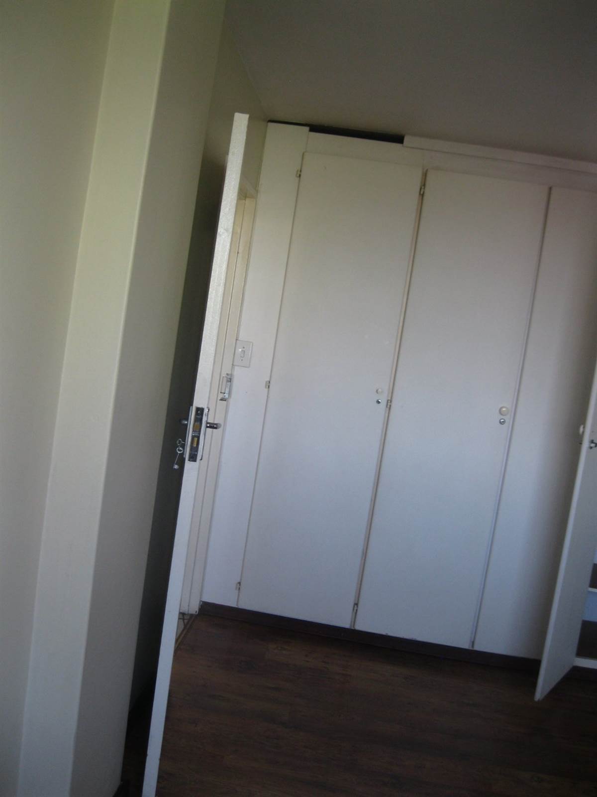 2 Bed Apartment in Hatfield photo number 24