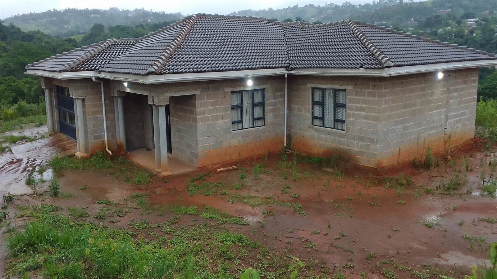 4 Bed House in Ndwedwe photo number 4