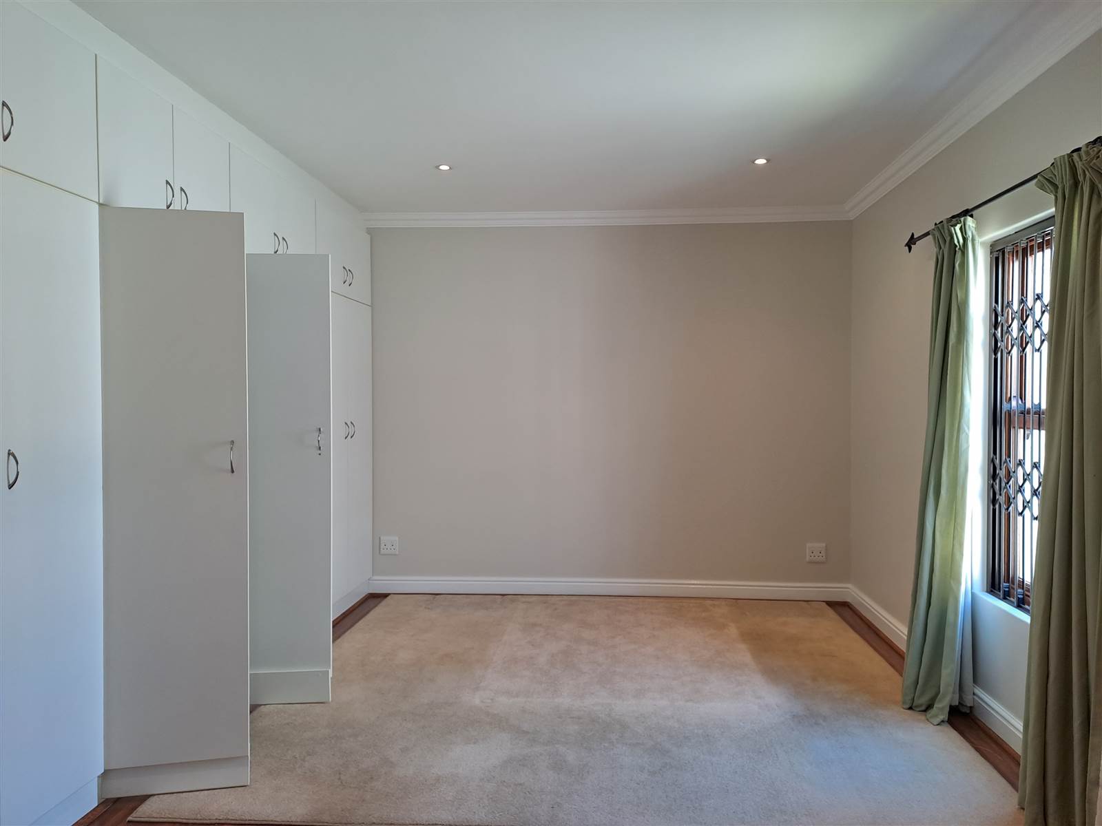 2 Bed House in Villiersdorp photo number 8