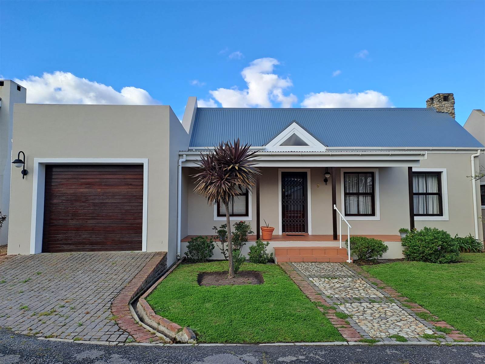 2 Bed House in Villiersdorp photo number 18