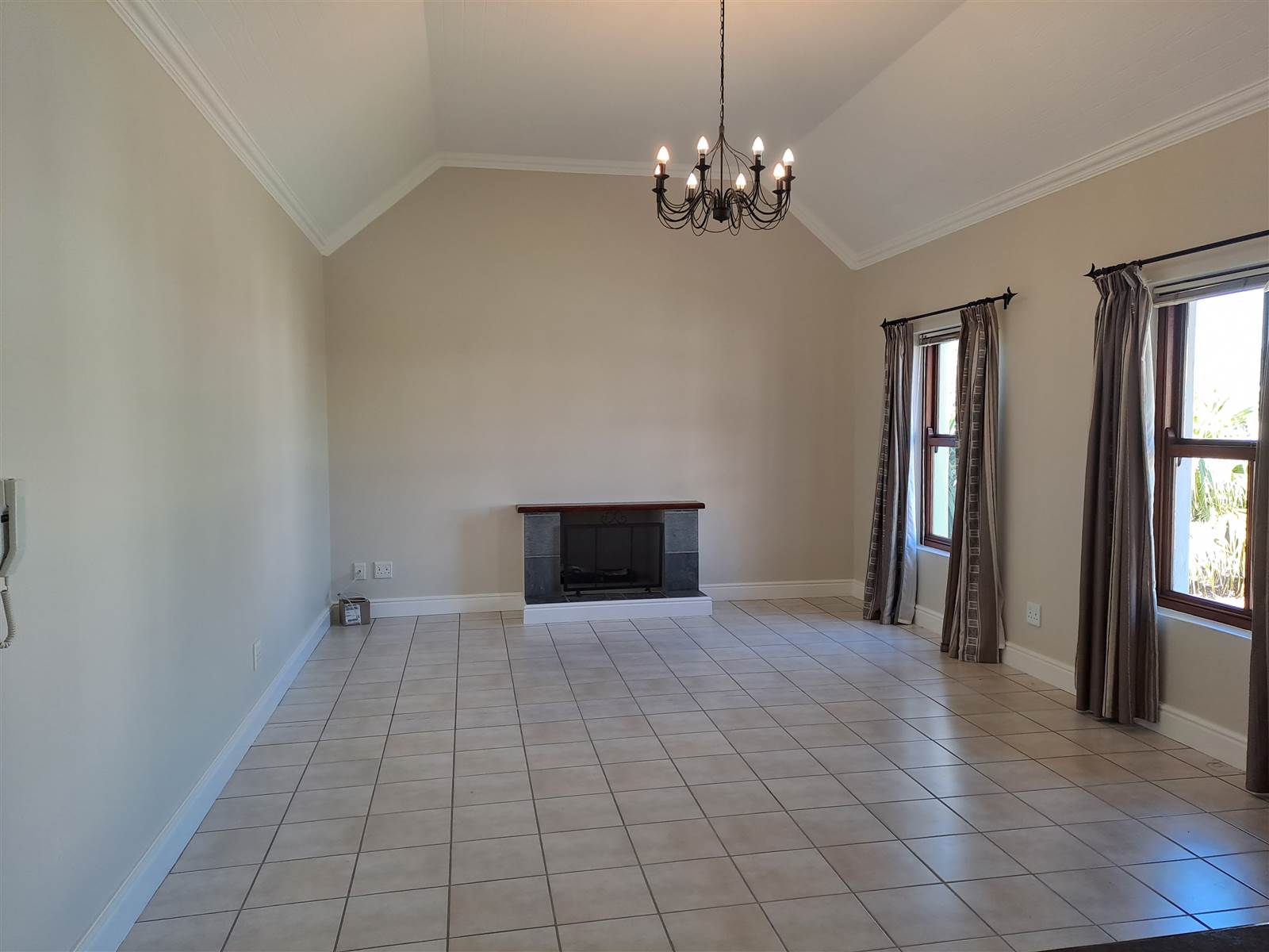 2 Bed House in Villiersdorp photo number 3
