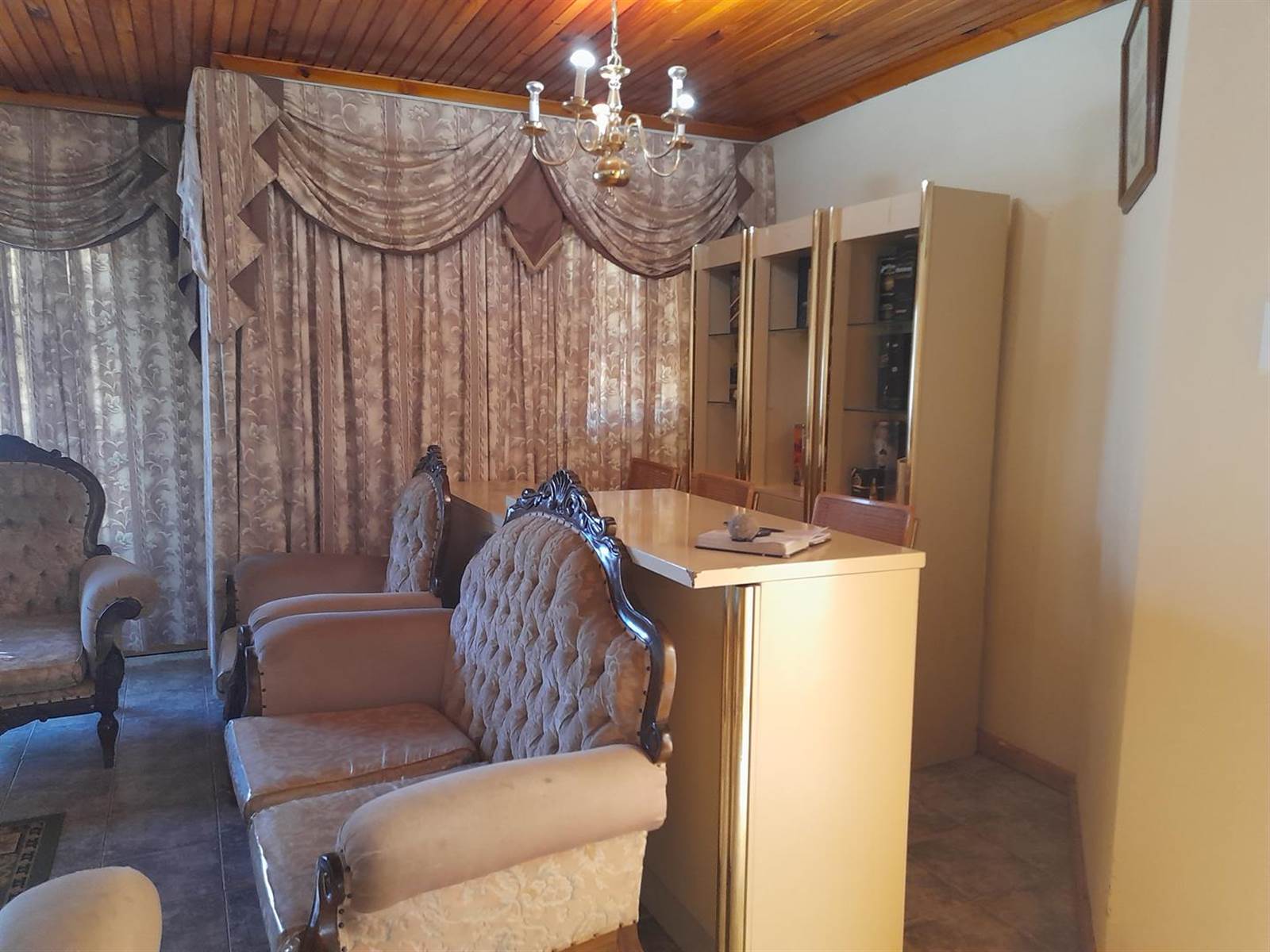 4 Bed House in Fort Beaufort photo number 13