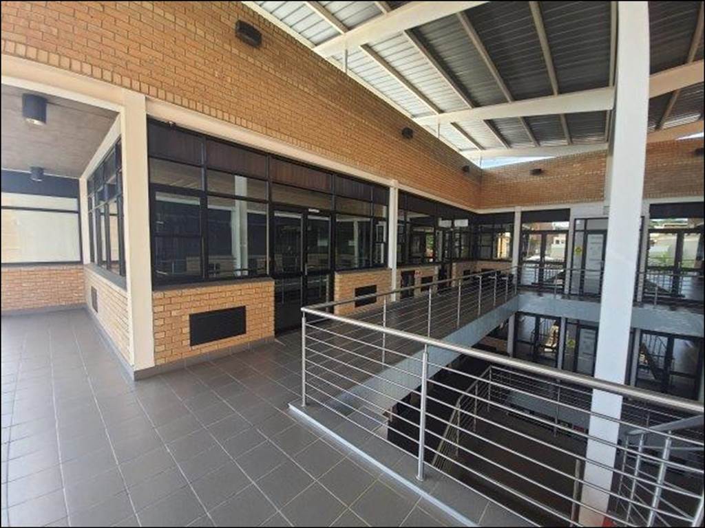 1915  m² Commercial space in Nelspruit Central photo number 6