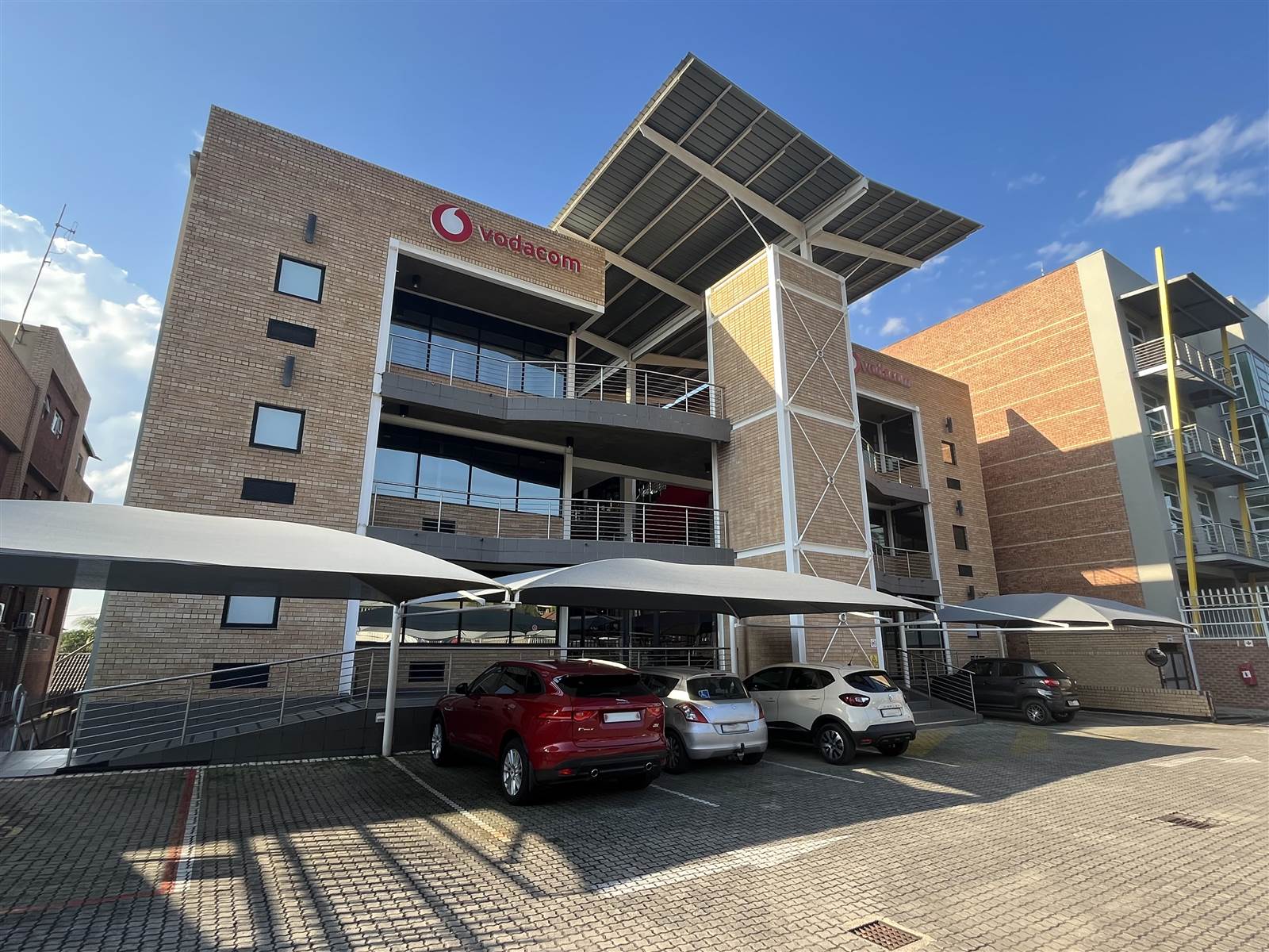 1915  m² Commercial space in Nelspruit Central photo number 2