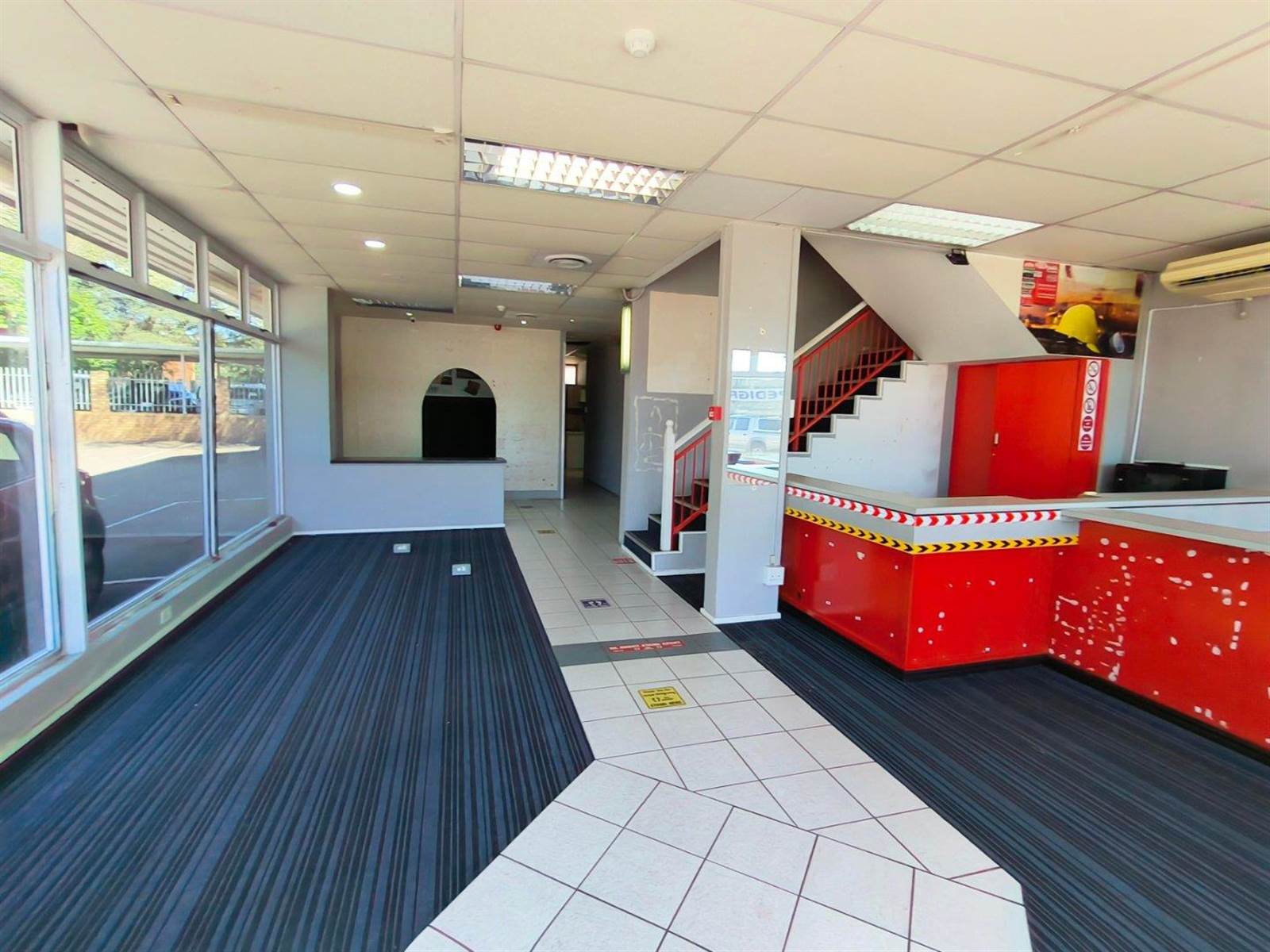 242  m² Retail Space in Pinetown Central photo number 1