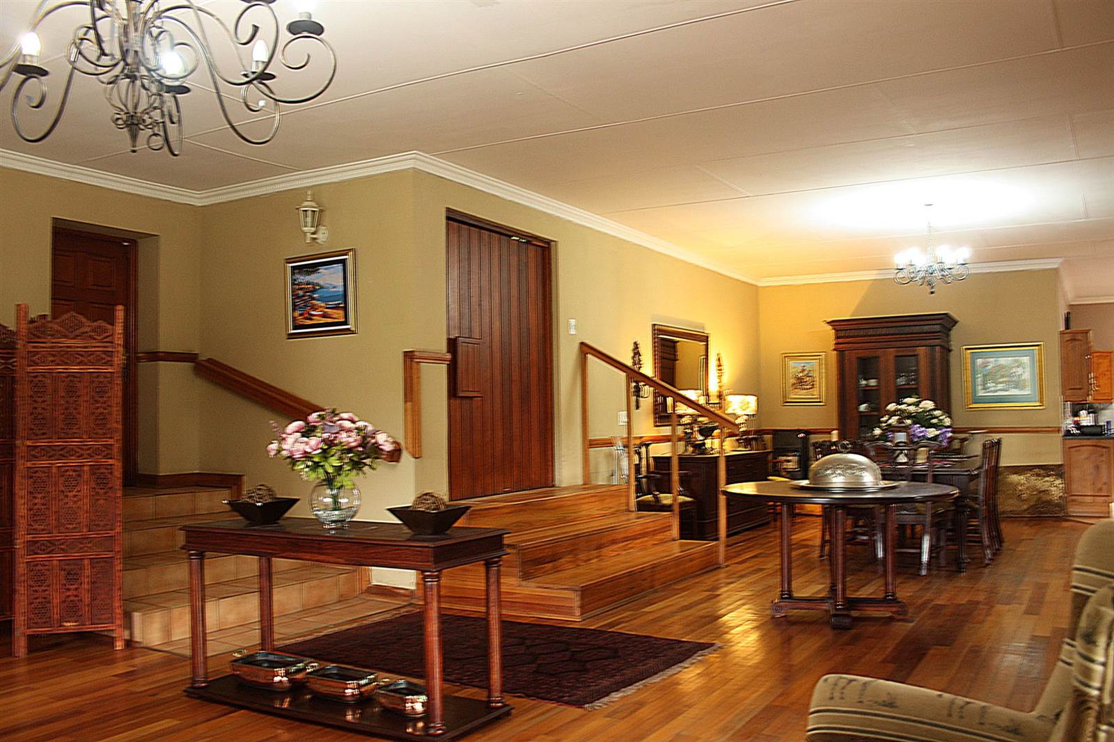 6 Bed House in Lydenburg photo number 8