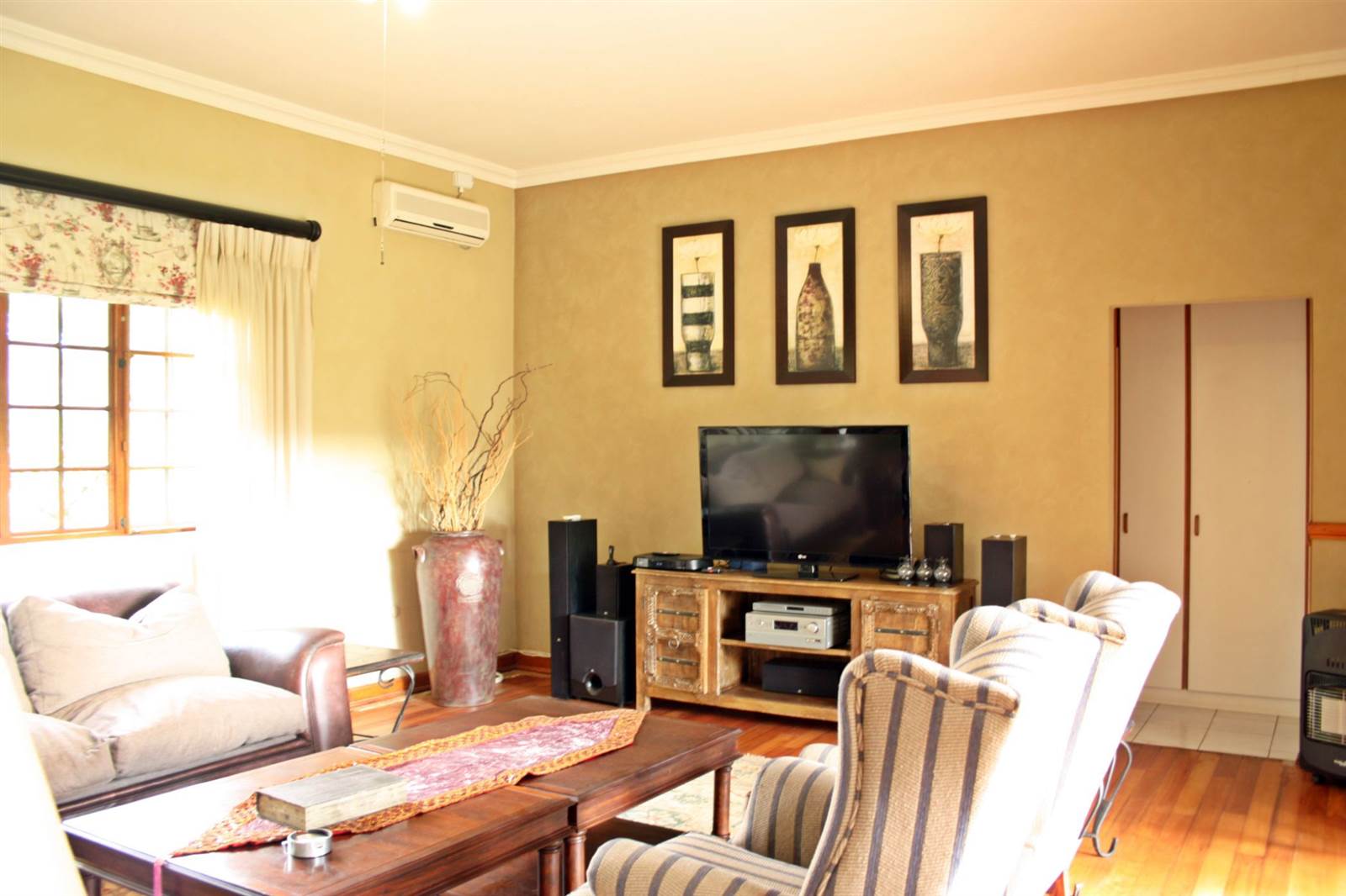 6 Bed House in Lydenburg photo number 14