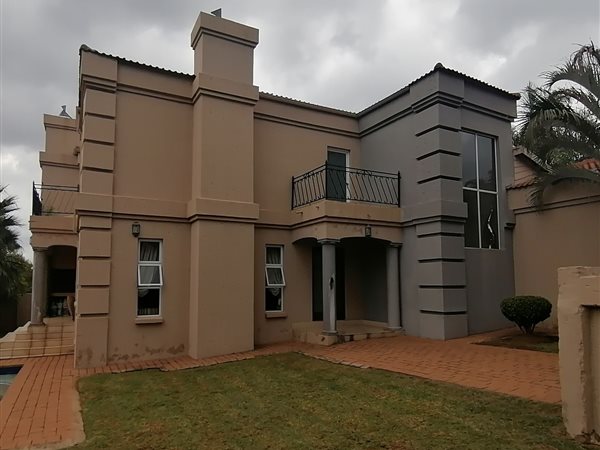 4 Bed House in Sagewood