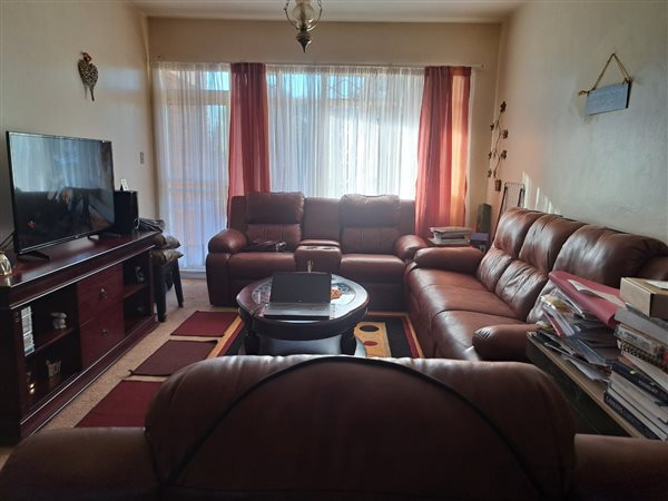 1 Bed Apartment in Carletonville
