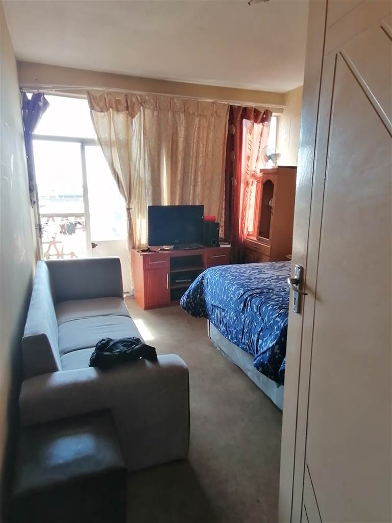 3 Bed Apartment in Vereeniging Central photo number 1