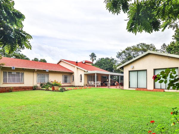 4 Bedroom House 4 Bedroom House
