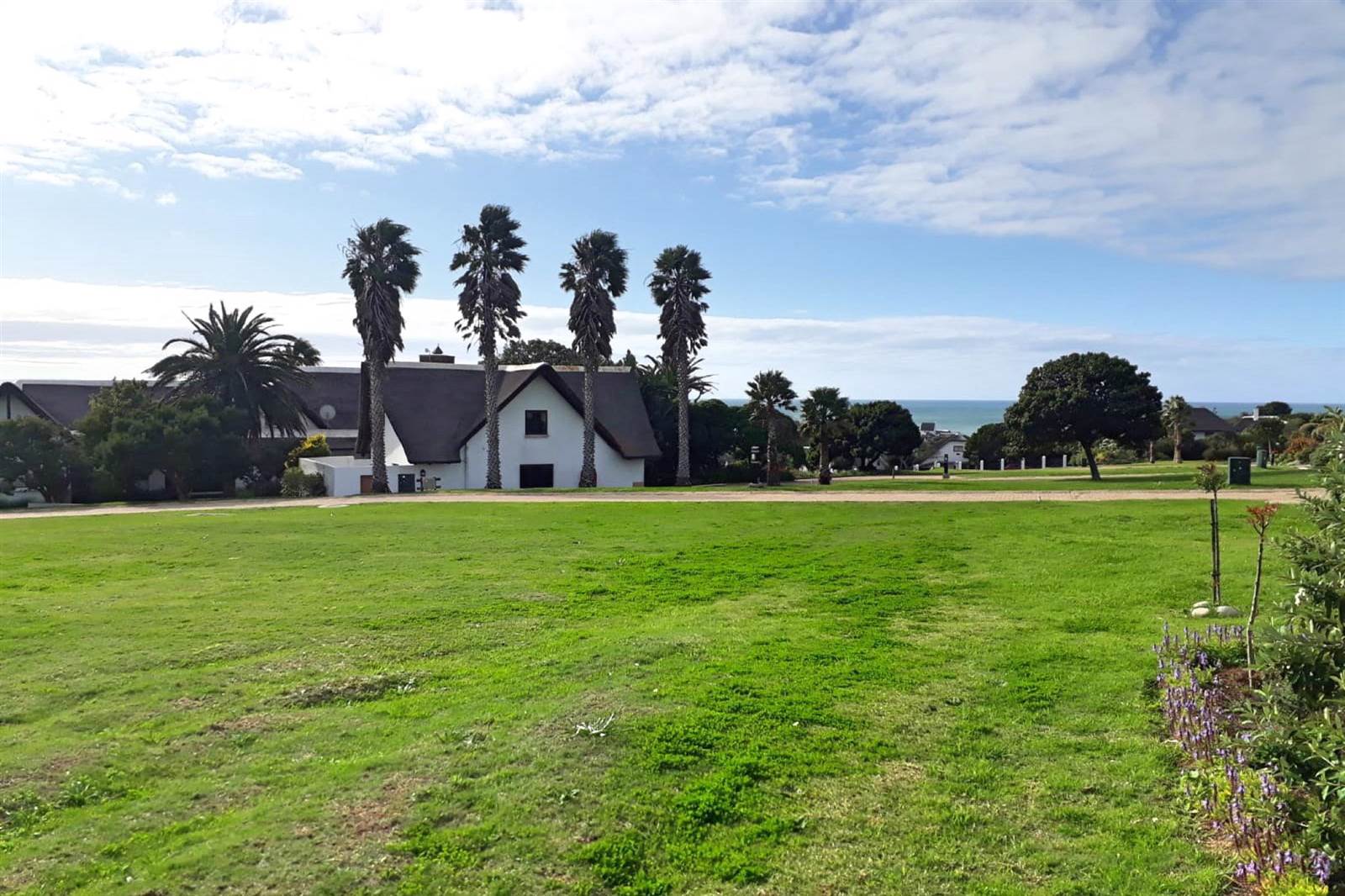 700 m² Land available in St Francis Bay photo number 3