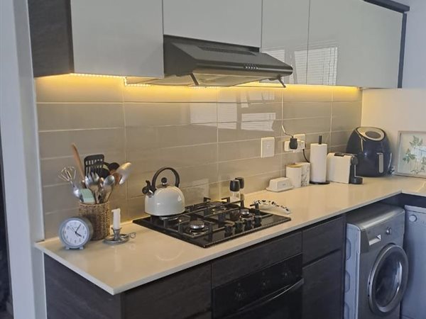 2 Bedroom Townhouse 2 Bedroom Townhouse
