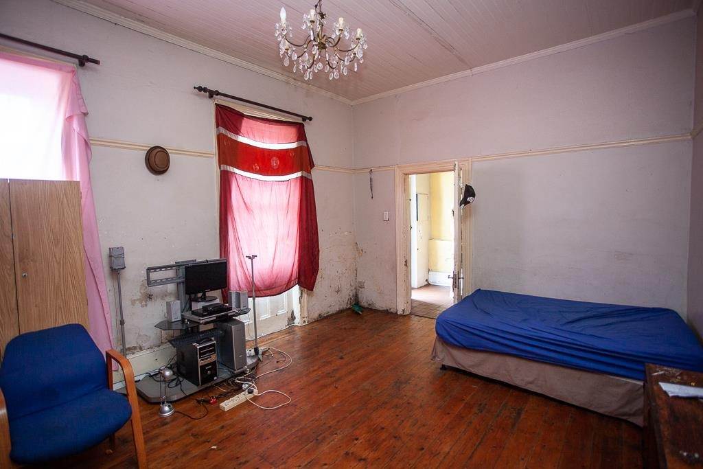 2 Bed House in Port Elizabeth Central photo number 10
