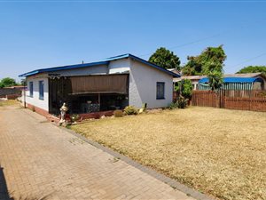 2 Bed House in Jan Niemand Park