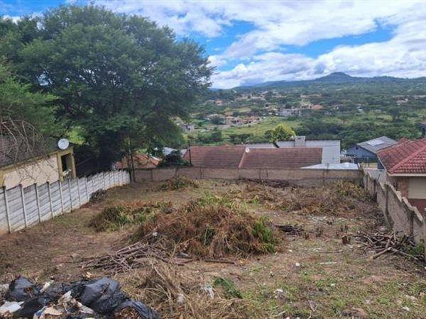 715 m² Land 715 m² Land
