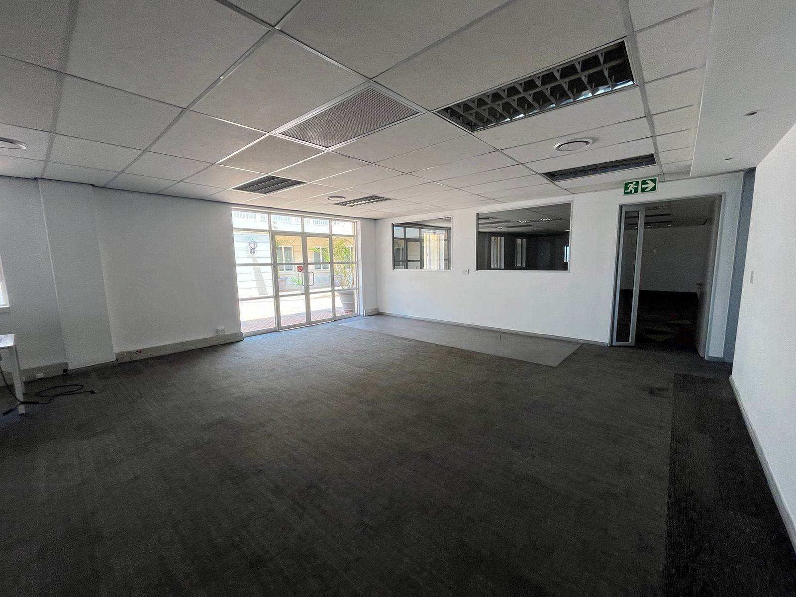 2422  m² Commercial space in Bryanston photo number 23