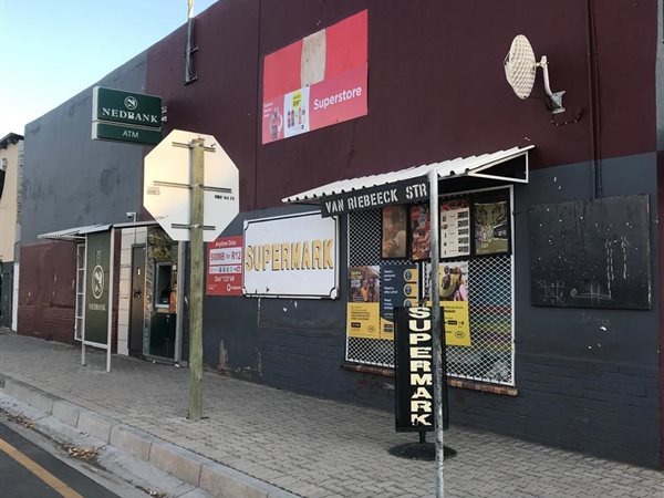 1 350 m² Commercial space 1 350 m² Commercial space
