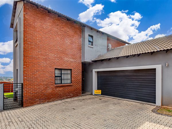 4 Bed Townhouse