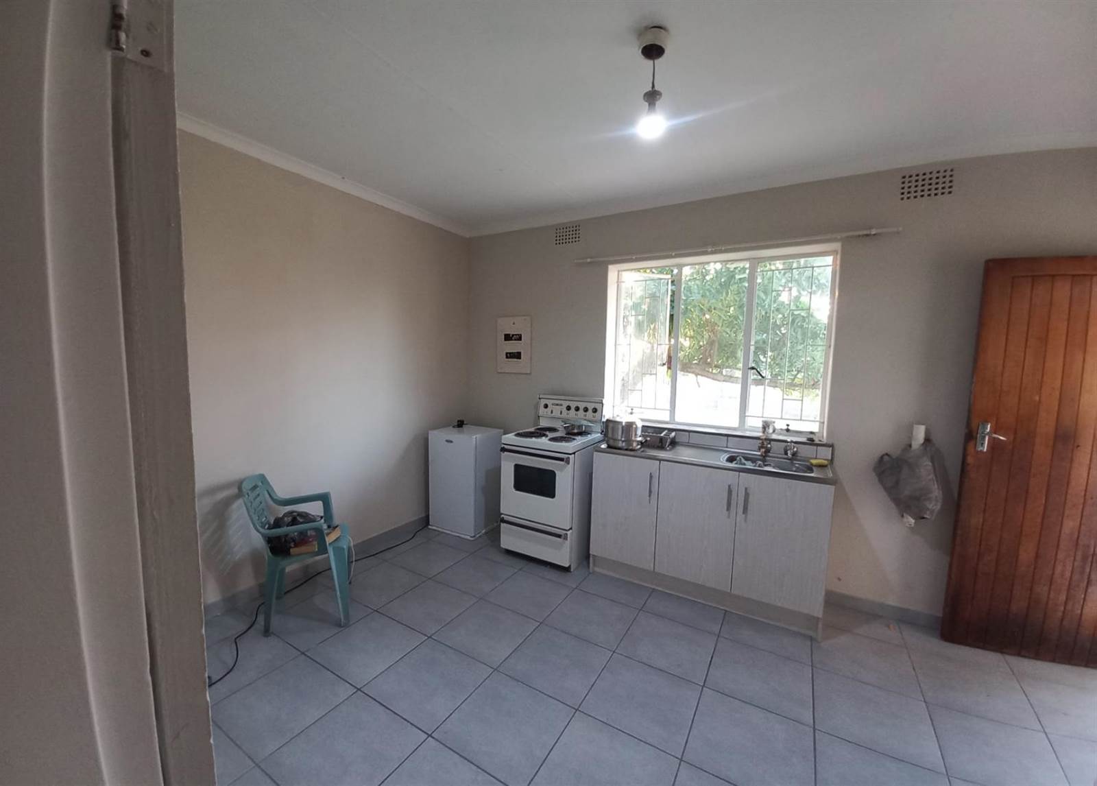 3 Bed House in Pretoria West photo number 9