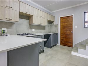 3 Bed House in Denneoord
