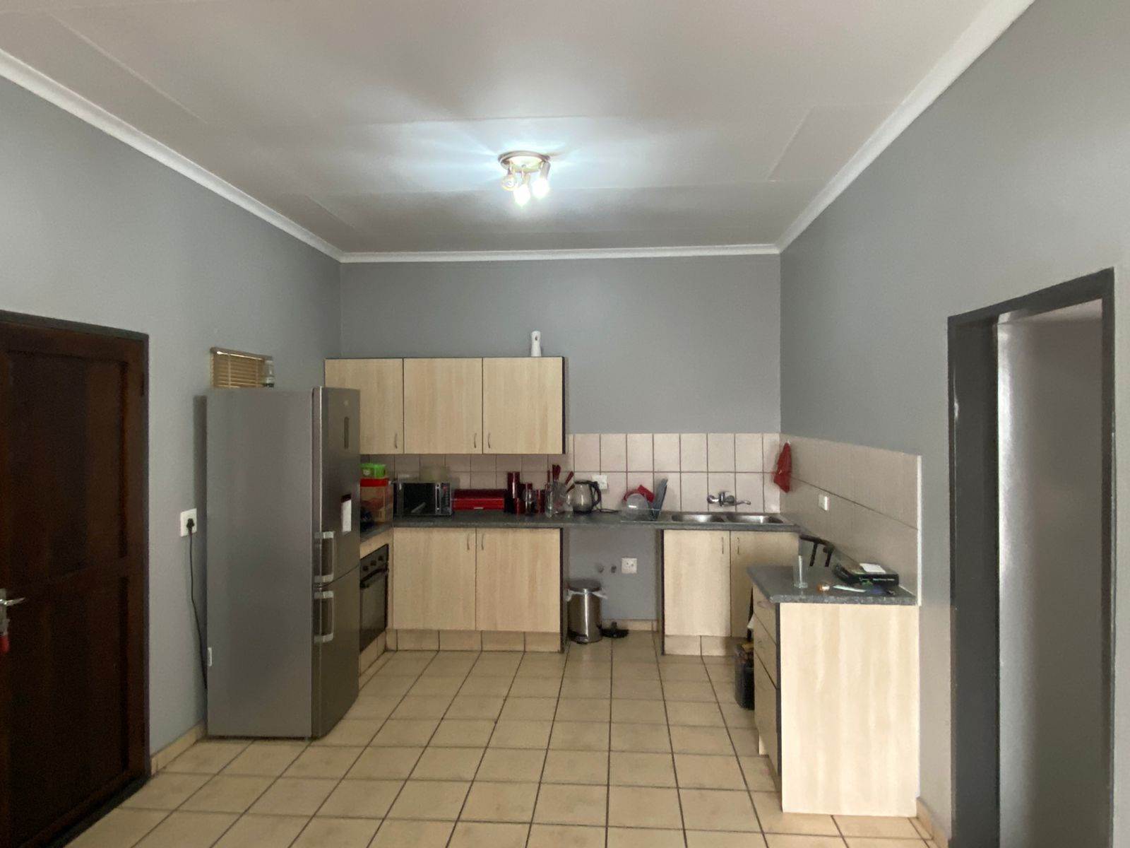 1 Bed Apartment in Brakpan North photo number 8