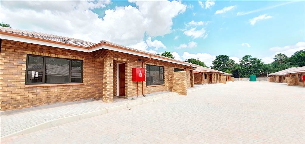 2 Bed House in Louis Trichardt photo number 1